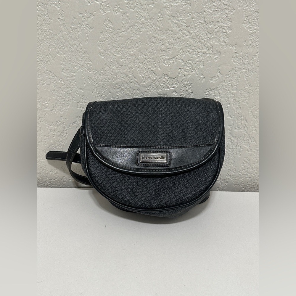 *VINTAGE* Pierre Cardin Black Leather Crossbody Bag